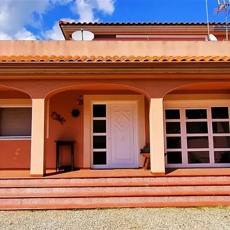 Du Speciale Pour Famille Avec Enfant Villa Riudecanyes